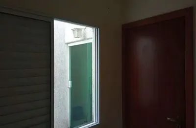 Sobrado novo 3 quartos 3 banheiros armários de cosinha pia/escada de mármore super novo churrasqueir