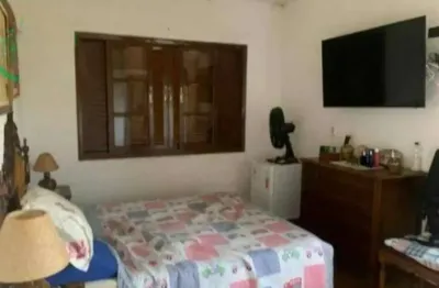 Casa à venda no Parque São Domingos com 160m² 3 dormitórios 4 banheiros 2 vagas