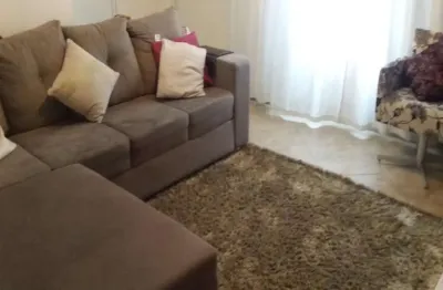 Casa à venda em Cotia, 3 dormitórios, churrasqueira e quintal