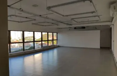 Sala comercial a venda 94m² sendo 02 banheiros, copa e recepção Chácara Santo Antônio ( Zona Sul)