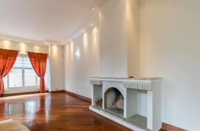 Casa comercial para alugar na Rua Baceúnas, 154, Vila Prudente, São Paulo