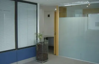 Sala Comercial à venda no Edifício Liberty Offices no Jardim Paulista com 72m²