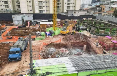 Apartamento à venda em São Paulo - Vila Tolstoi: 2 quartos, 2 banheiros, 1 vaga de garagem, 52m² de área. Venha conferir!