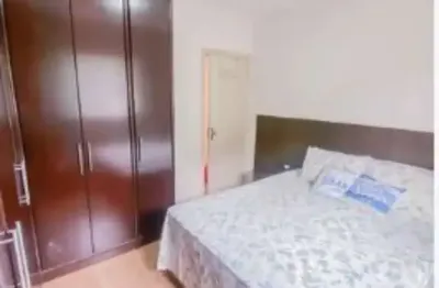 Casa com 02 Dormitórios e 02 vagas de garagem para venda no Jd Humaitá