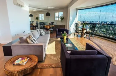 Apartamento para locação de 259m², 3 dormitórios sendo suítes e 4 vagas de garagem