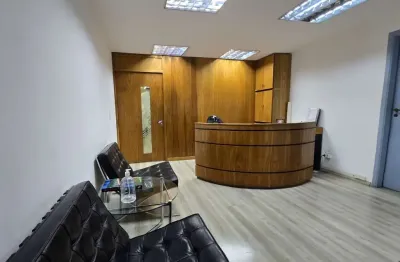 Conjunto de salas comerciais com 3 banheiros para alugar, 150 m²
