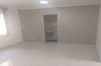 Sala comerciais na região da república com 67m², 2 banheiros, arquivo de correr e três ambientes de escritório