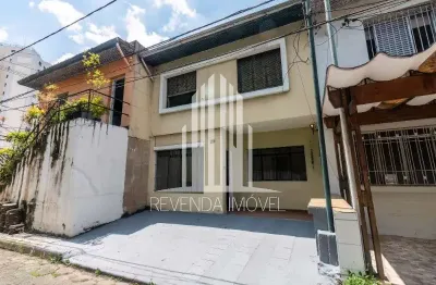 Casa com 4 quartos para alugar na Rua Antônio Pontes Câmara, 29, Vila Olímpia, São Paulo