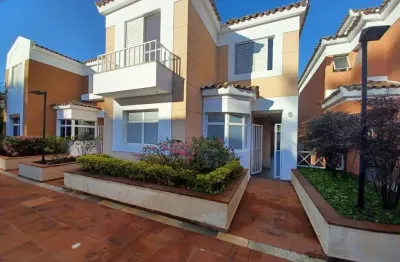 Casa em condomínio fechado com 250 m², 4 quartos, 5 banheiros, 3 vagas para locação no alto da boa vista - sp