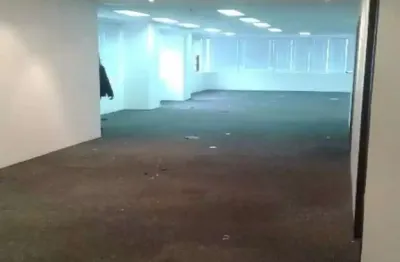 Conj. comercial no condomínio itamambuca no brooklin com 223m² 2 salas 4 banheiros 5 vagas.