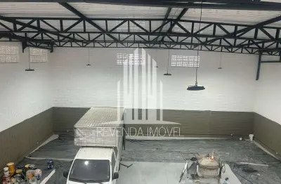 Barracão / Galpão / Depósito com 2 salas para alugar na Rua Sebastião de Moraes, 215, Sítio do Morro, São Paulo