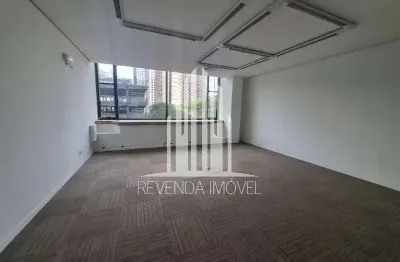 Sala comercial para alugar na Rua Geraldo Flausino Gomes, 078, Cidade Monções, São Paulo