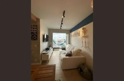 Apartamento com 2 quartos à venda na Avenida Pires do Rio, 4615, Itaquera, São Paulo