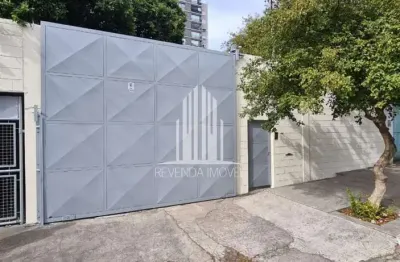 Galpão comercial espaçoso com 3 salas e 2 banheiros no ipiranga, são paulo-sp - 550m² de área