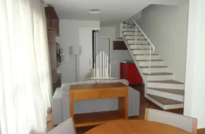 Cobertura para locação na vila olímpia, são paulo-sp: 3 quartos, 2 suítes, 1 sala, 3 banheiros, 2 vagas de garagem, 133m².