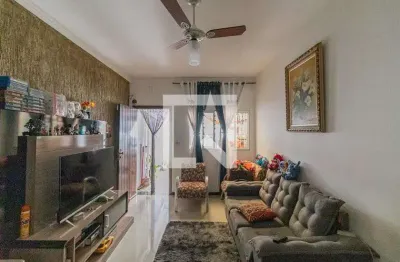 Casa com 2 quartos à venda na Rua Augusto Cecchini, 144, Cangaíba, São Paulo