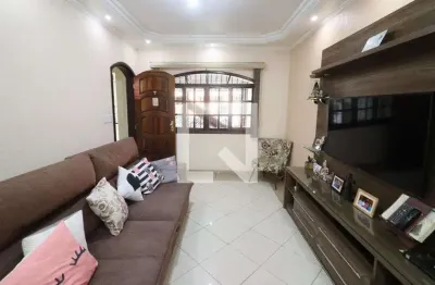Casa com 3 quartos à venda na Rua Artelinda Rugeri Dadato, 301, Cipava, Osasco