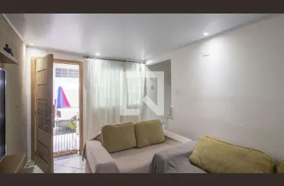 Casa com 2 quartos à venda na Rua José Vilela, 154, Vila Mazzei, São Paulo