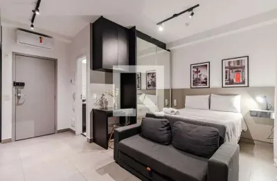 Kitnet / Stúdio à venda na Rua Capote Valente, 167, Pinheiros, São Paulo