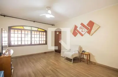 Casa com 3 quartos à venda na Rua Faino Boralli, 153, Pestana, Osasco