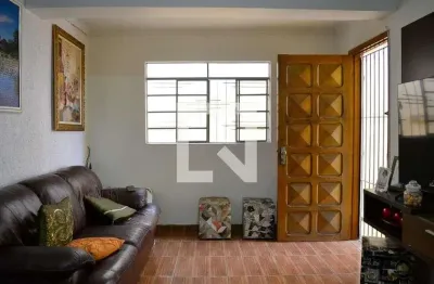 Casa com 2 quartos à venda na Rua Anhangüera, 445, Parque das Nações, Santo André