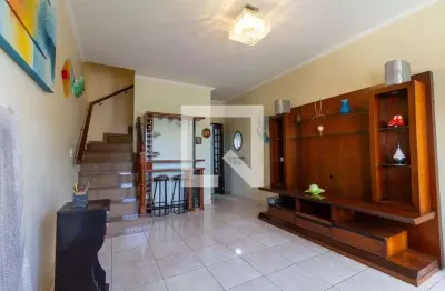 Casa com 2 quartos à venda na Rua Bartolomeu Dias, 268, Vila Carrão, São Paulo