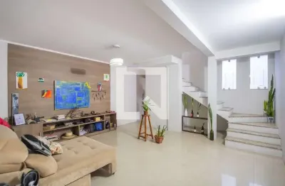 Casa com 3 quartos à venda na Rua Imbuia, 220, Cidade das Flores, Osasco