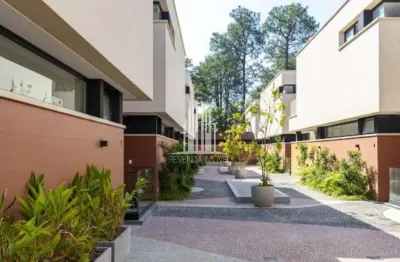 Luxuosa casa em condomínio à venda em são paulo-sp, jardim cordeiro: 4 quartos, 4 suítes, 6 banheiros, 4 vagas, 531m².