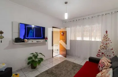 Casa com 2 quartos à venda na Rua Porto Amazonas, 386, Itaquera, São Paulo