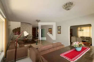 Casa com 4 quartos à venda na Rua Martim Afonso de Souza, 689, Jardim São Caetano, São Caetano do Sul