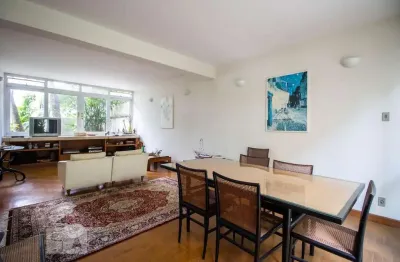 Casa com 3 quartos à venda na Rua Santarém, 269, Sumaré, São Paulo