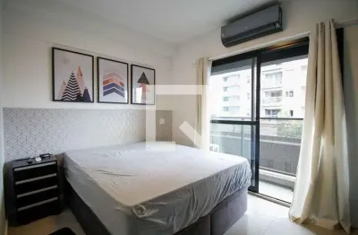 Kitnet / Stúdio à venda na Rua Alves Guimarães, 1501, Pinheiros, São Paulo