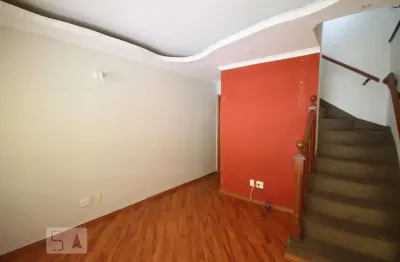 Casa com 2 quartos à venda na Rua Nitemar Borda, 196, Jardim Santa Emília, São Paulo