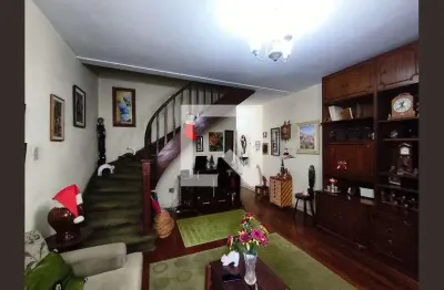 Casa com 2 quartos à venda na Rua Teodureto Souto, 591, Cambuci, São Paulo