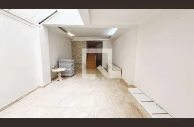 Casa com 2 quartos à venda na Rua Conceição da Barra, 222, Água Fria, São Paulo