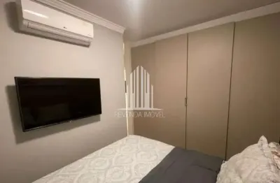 Apartamento à venda em São Paulo-SP, no Parque Reboucas, com 2 quartos, 1 suíte, 1 sala, 2 banheiros, 2 vagas de garagem e 69,00 m².