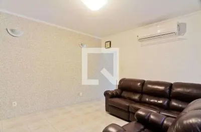 Casa com 2 quartos à venda na Travessa Aléxis Carrel, 244, Piqueri, São Paulo