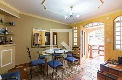 Casa com 3 quartos à venda na Rua Capitão Raymundo Barros Nascimento, 341, Quitaúna, Osasco