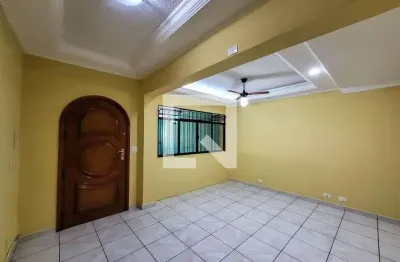 Casa com 2 quartos à venda na Rua Manuel Manços, 332, Jardim Santa Emília, São Paulo