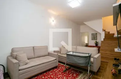 Casa com 2 quartos à venda na Rua Almir Rodrigues, 284, Vila Amália, São Paulo