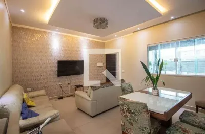 Casa com 3 quartos à venda na Travessa Tucupi, 107, Itaquera, São Paulo