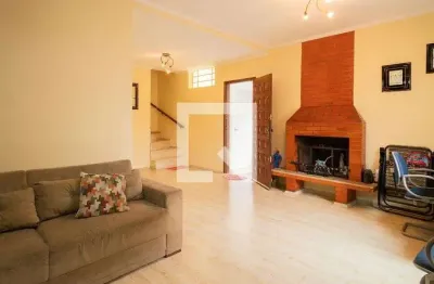 Casa com 3 quartos à venda na Rua Doutor Oswaldo Mellone, 300, Nova Petrópolis, São Bernardo do Campo