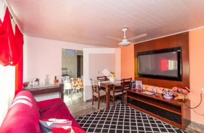 Casa com 2 quartos à venda na Rua Alderico Alves de Freitas, 167, Vila Carmosina, São Paulo