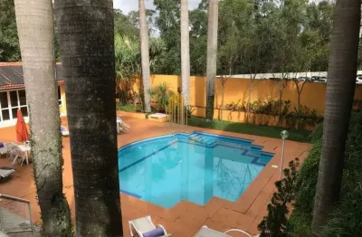 Casa de condomínio de 120m² com duas suítes, três banheiros e duas vagas á venda no jd monte alegre