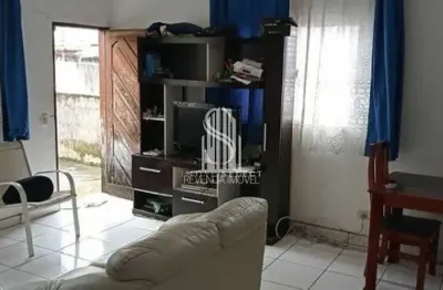 Sobrado de 235m² possui 3 dormitórios sendo 2 suítes, 1 sala e 10 vagas à venda na região do morumbi