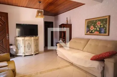 Casa com 2 quartos à venda na Rua Humberto de Queirós, 183, Jardim Marajoara, São Paulo