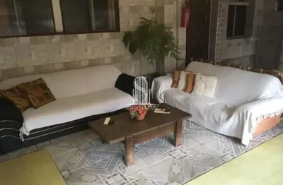 Sobrado com 18 dormitorios sendo 18 suítes, 16 banheiros, 4 salase 2 vagas a venda no jabaquara