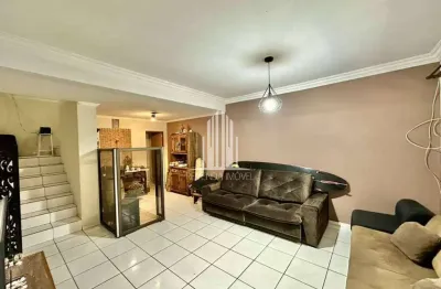 Espetacular casa à venda em Cotia-SP, Jardim Rebelato: 2 quartos, 2 banheiros, 2 vagas e 139,94 m²!