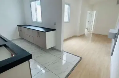 Cobertura à venda na Vila Scarpelli, Santo André-SP: 2 quartos, 1 suíte, 2 banheiros, 2 vagas e 96,69 m²