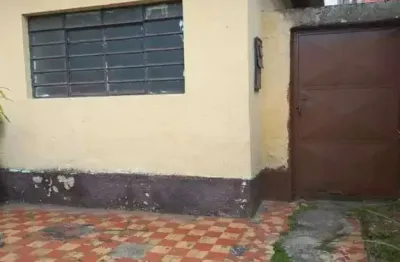 Terreno à venda na Chácara Califórnia com 225m² 3 dormitórios 2 banheiros